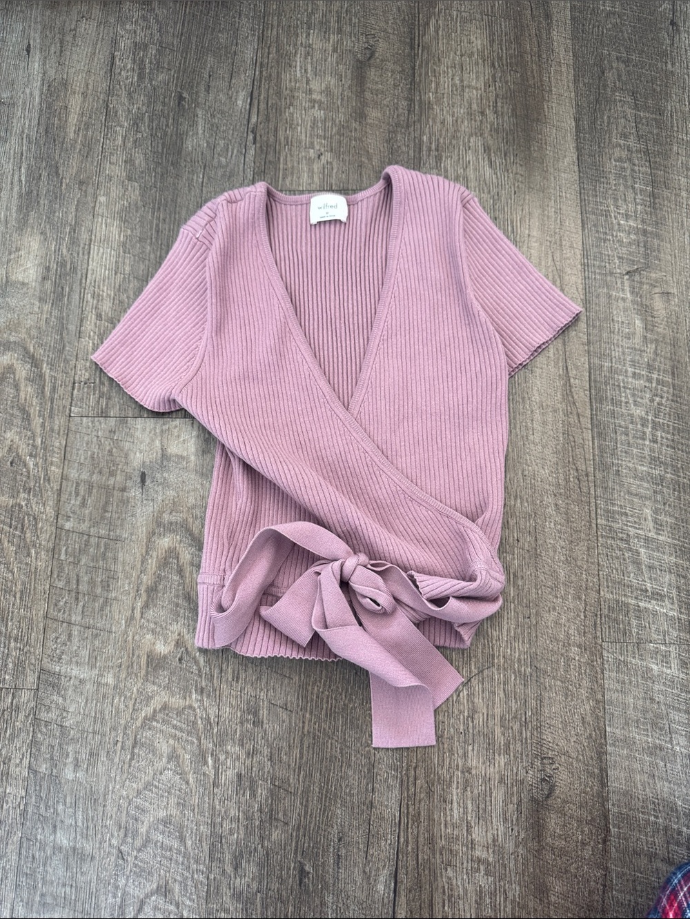 Wilfred Dusty Rose Ribbed Wrap Top